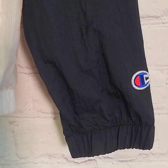 Vintage 90s Champion Spellout Logo Large Print Sleeve Windbreaker Hoodie  Size M - Picture 11 of 16